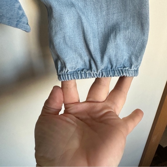 Eddie Bauer Tencel Tranquil Tie Wrap Top in Bleached Blue L - Picture 8 of 12